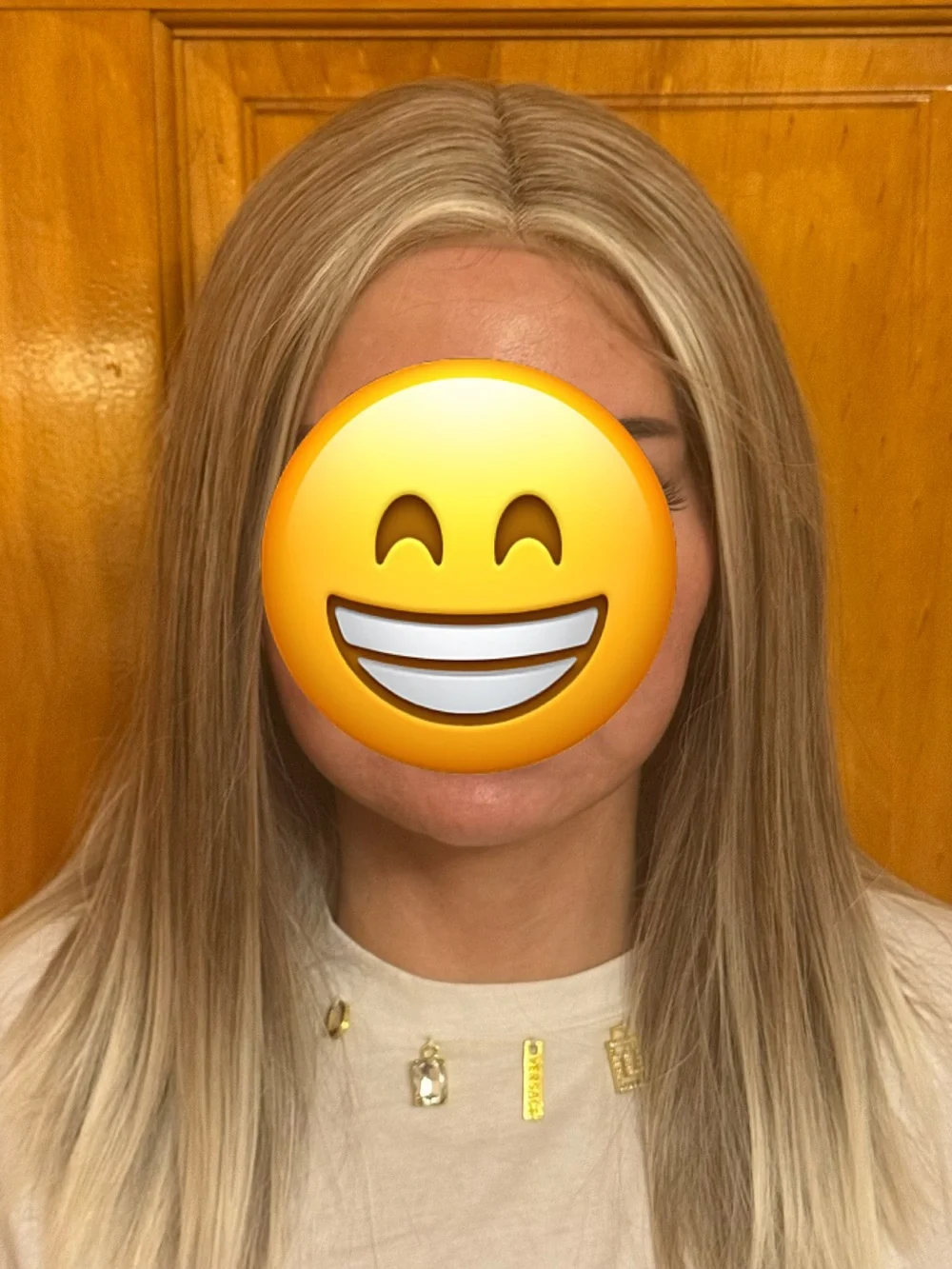 Lace Front Layered Blond/Ash Blond Synthetic Straight Wig Middle Part One Size